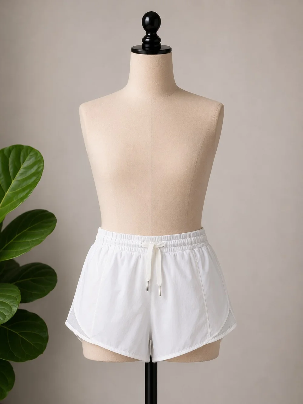 Lululemon White Athletic Running Shorts Lined with Drawstring